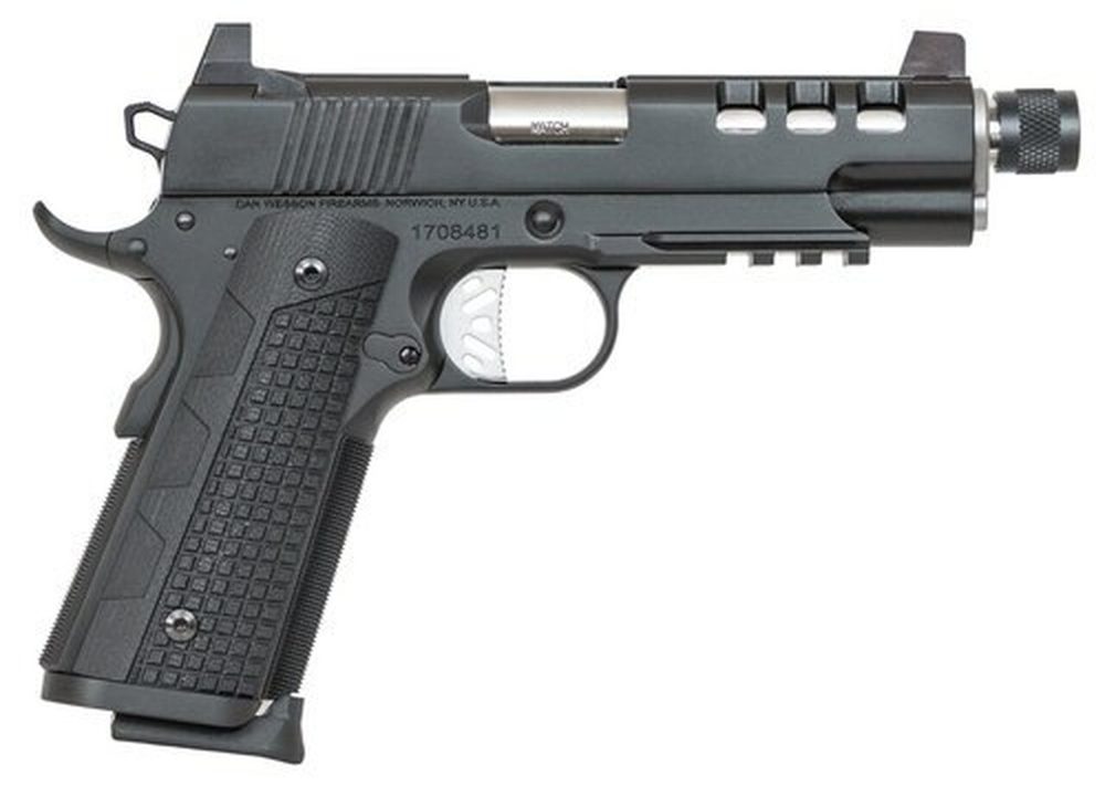 Dan Wesson Discretion Commander 9mm 5" Black SS