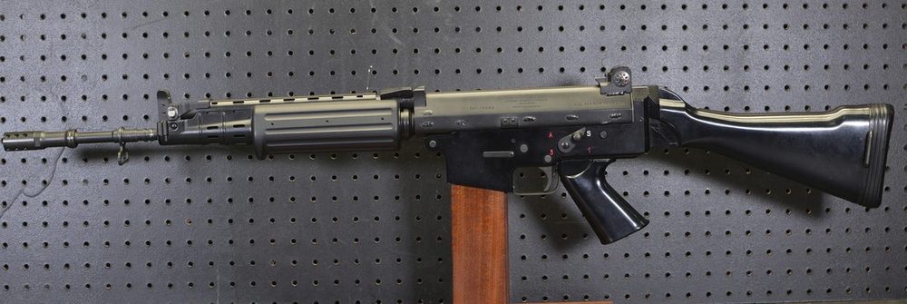 FN FNC 18" Barrel Straight Stock