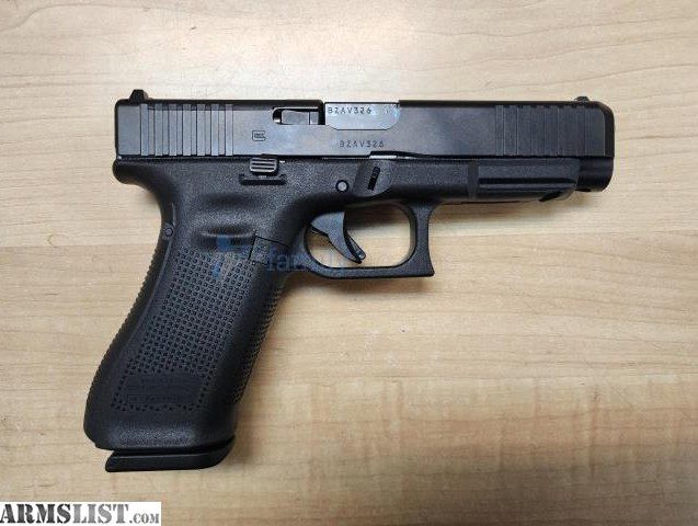 Glock 17 Gen 6 MOS 9mm Pistol with 4.49" Barrel and 17-Round Magazine
