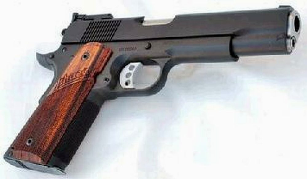Ithaca 1911 45 ACP 5", Novak Sights