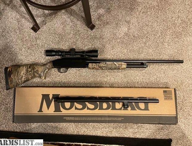 Mossberg SA-20 Duck Commander 20 Ga 3" Chamber 28" Vent Rib Barrel Blue Finish Sport Set Choke Tubes Duck Commander Engraved Logo Stock