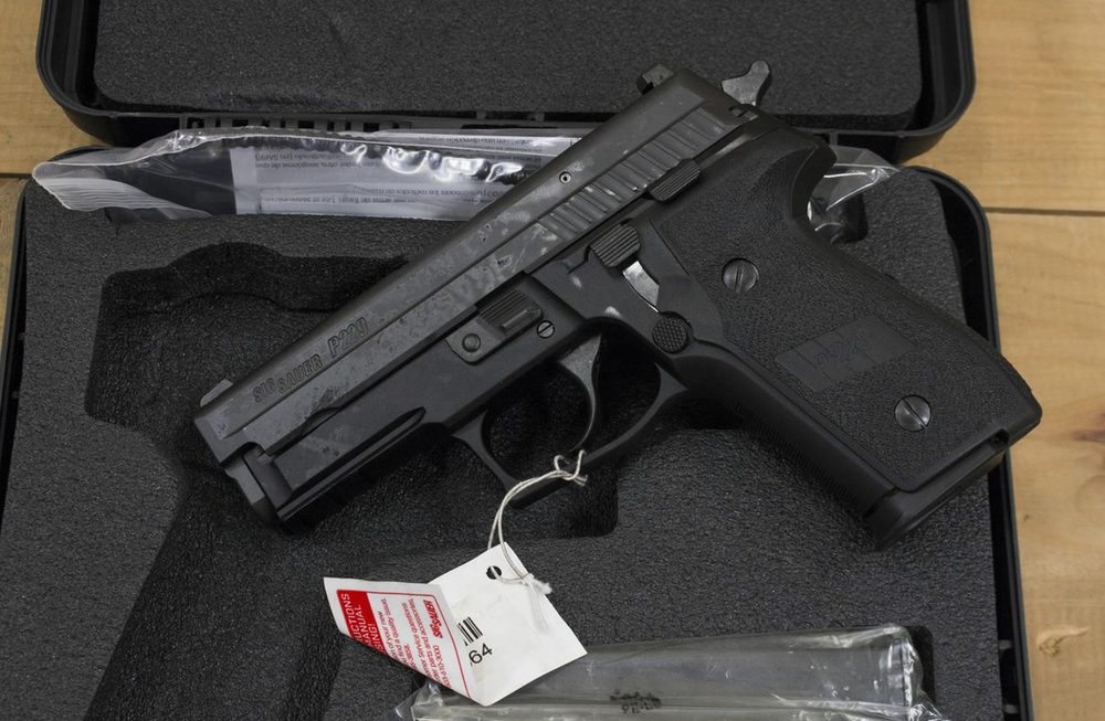 P229R 40 S&W Police Trades (New in Box) with 3 Mags and Night Sights