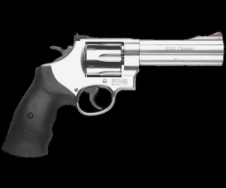 Smith & Wesson 629 Classic 44 Mag 5″ 6rd Rubber Grip Matte Stainless Finish Smith & Wesson