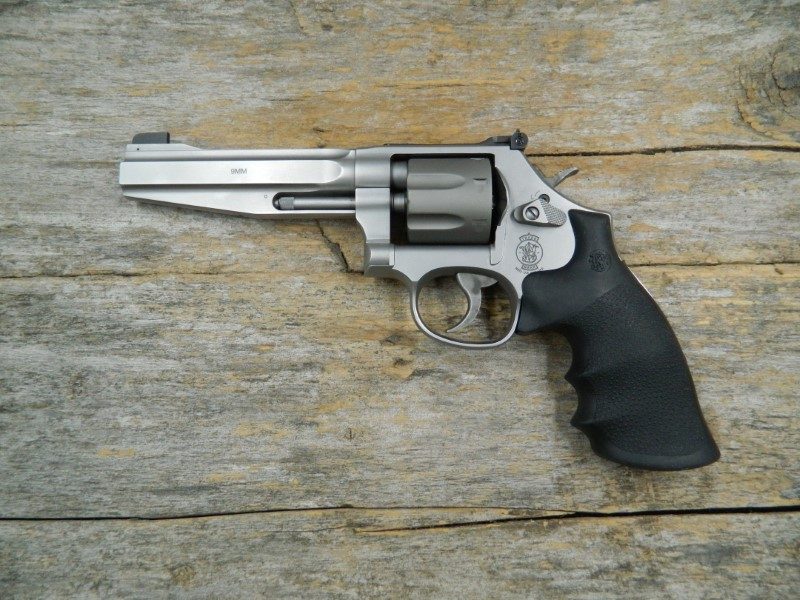 Smith & Wesson 986 Performance Center 9mm