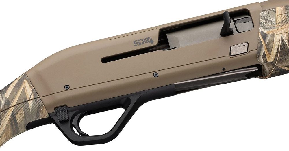 SX4 Hybrid Hunter 12 Gauge Semi-Auto Shotgun with 28 Inch Barrel and RealTree Max-5 Camo Finish