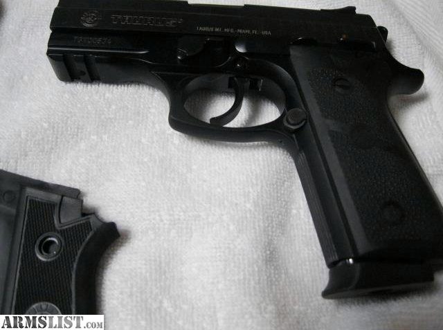Taurus PT-909 Mag 9mm 17rd, Blued