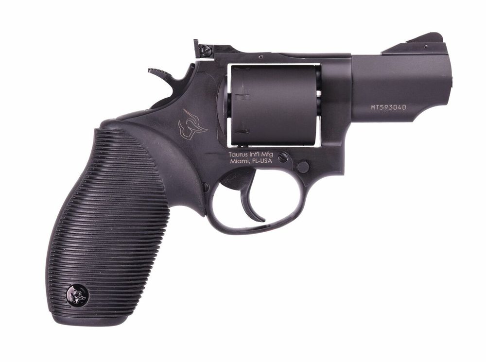 Taurus 692 Tracker .357 Magnum/9mm, 2.5" Barrel, Black