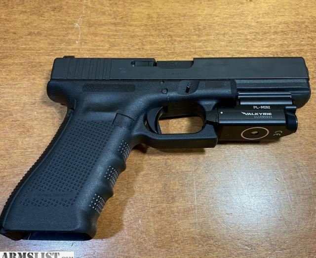 Wilson Combat Glock 17 Gen 4 9mm Package 2