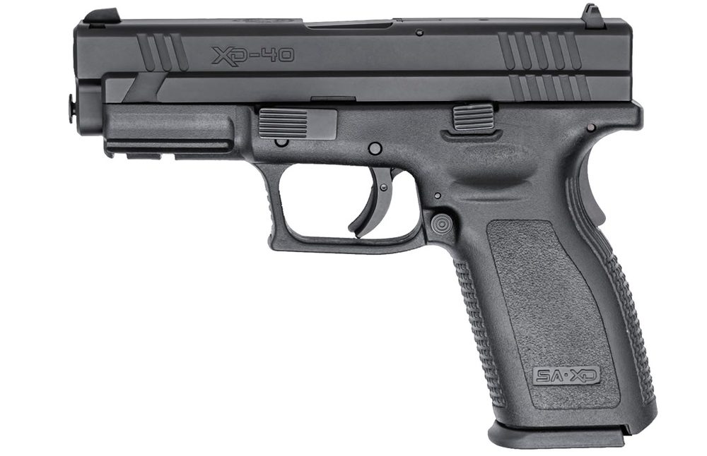 XD 40 S&W Service Model Black Essentials Package